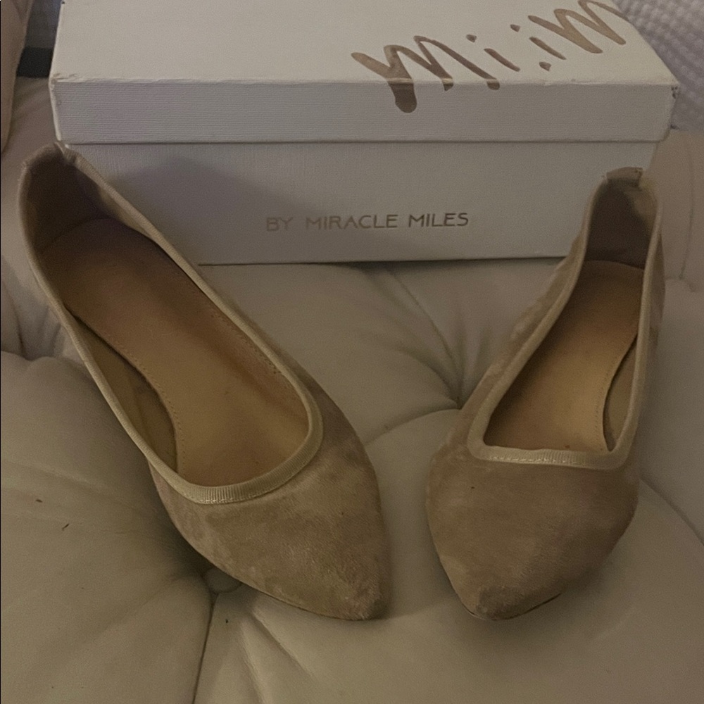 Miracle Miles Women's Beige Suede Flats